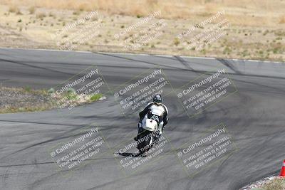 media/Apr-20-2025-AHRMA (Sun) [[393a79c373]]/Race/Group 10/Turn 4b/